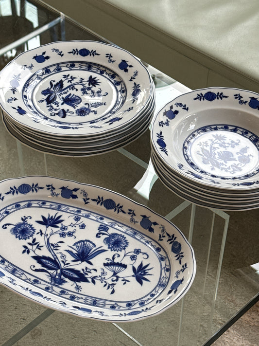 Tallerkner & fade med Blue Onion mønster