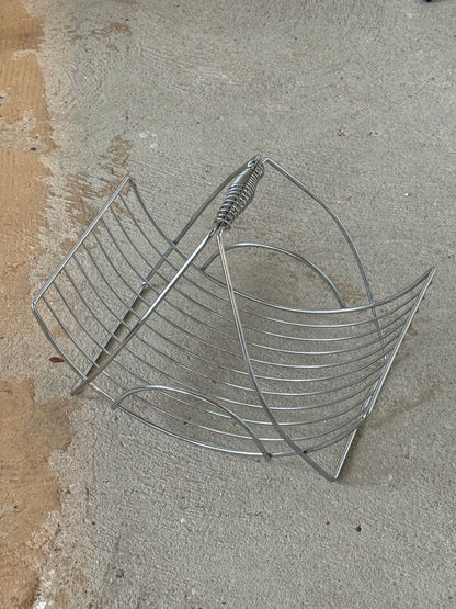 Frugtskål / magasinholder i krom med spiralhåndtag