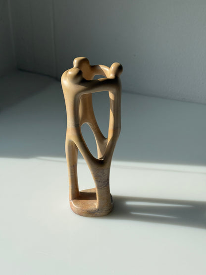 Skulpturel figur i fedtsten