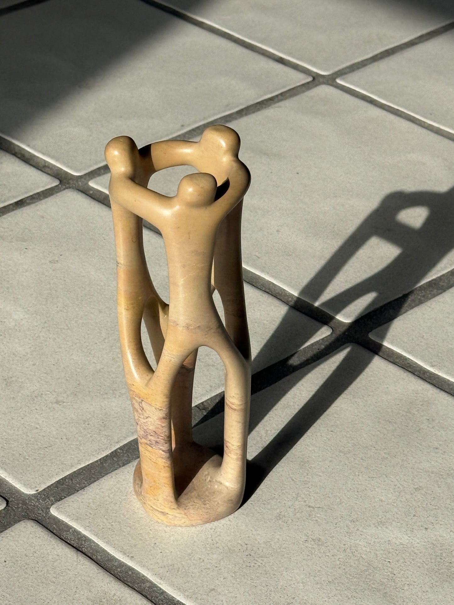 Skulpturel figur i fedtsten