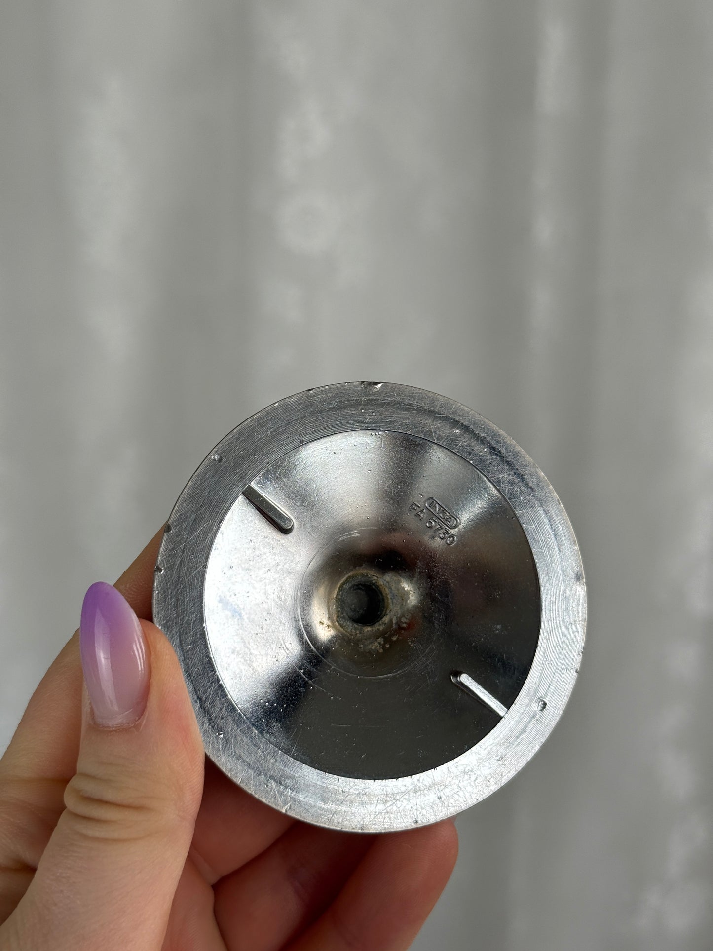 Vintage vase i metal