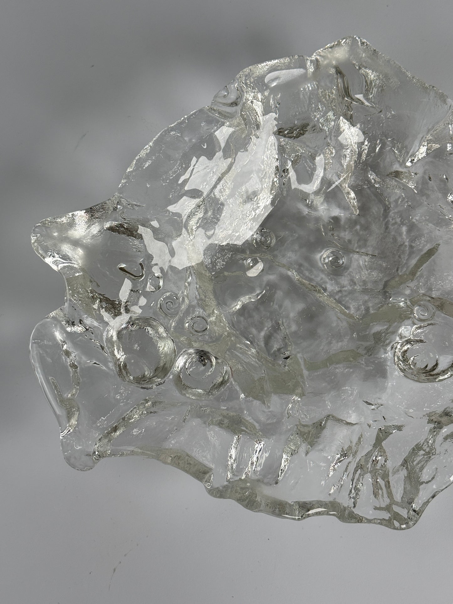 Skulpturel, massiv glasskål - large udgave