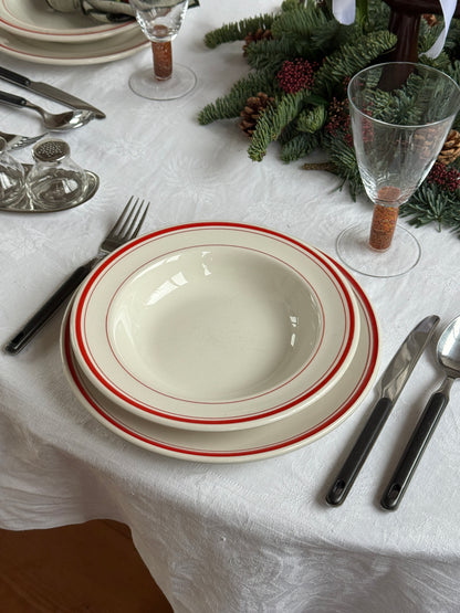 Rødstribet bistrostel, Sampson Bridwood, England