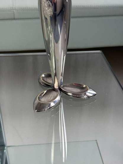 Elegant solifleur/vase