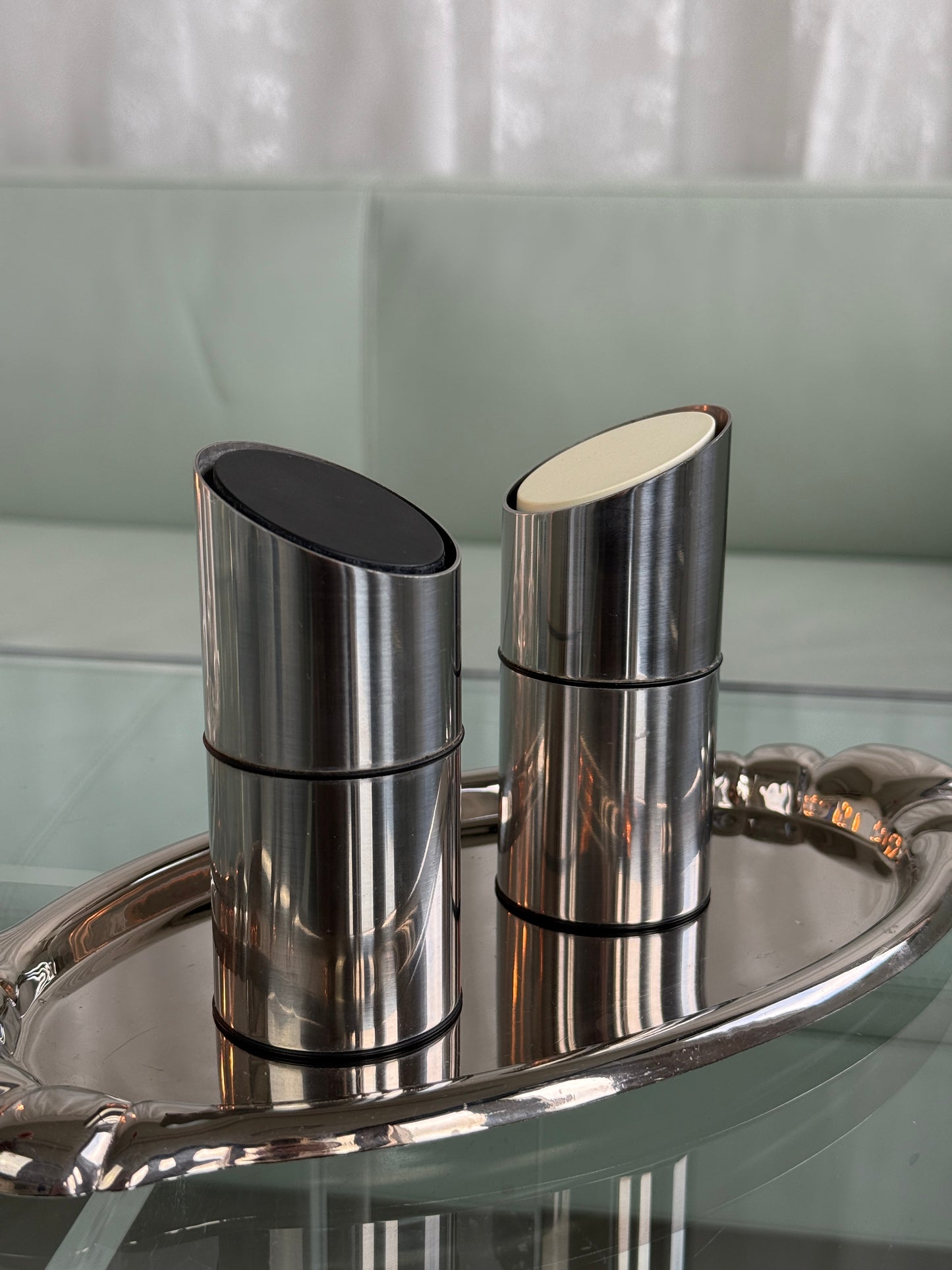 Georg Jensen salt - og pebersæt, rustfrit stål