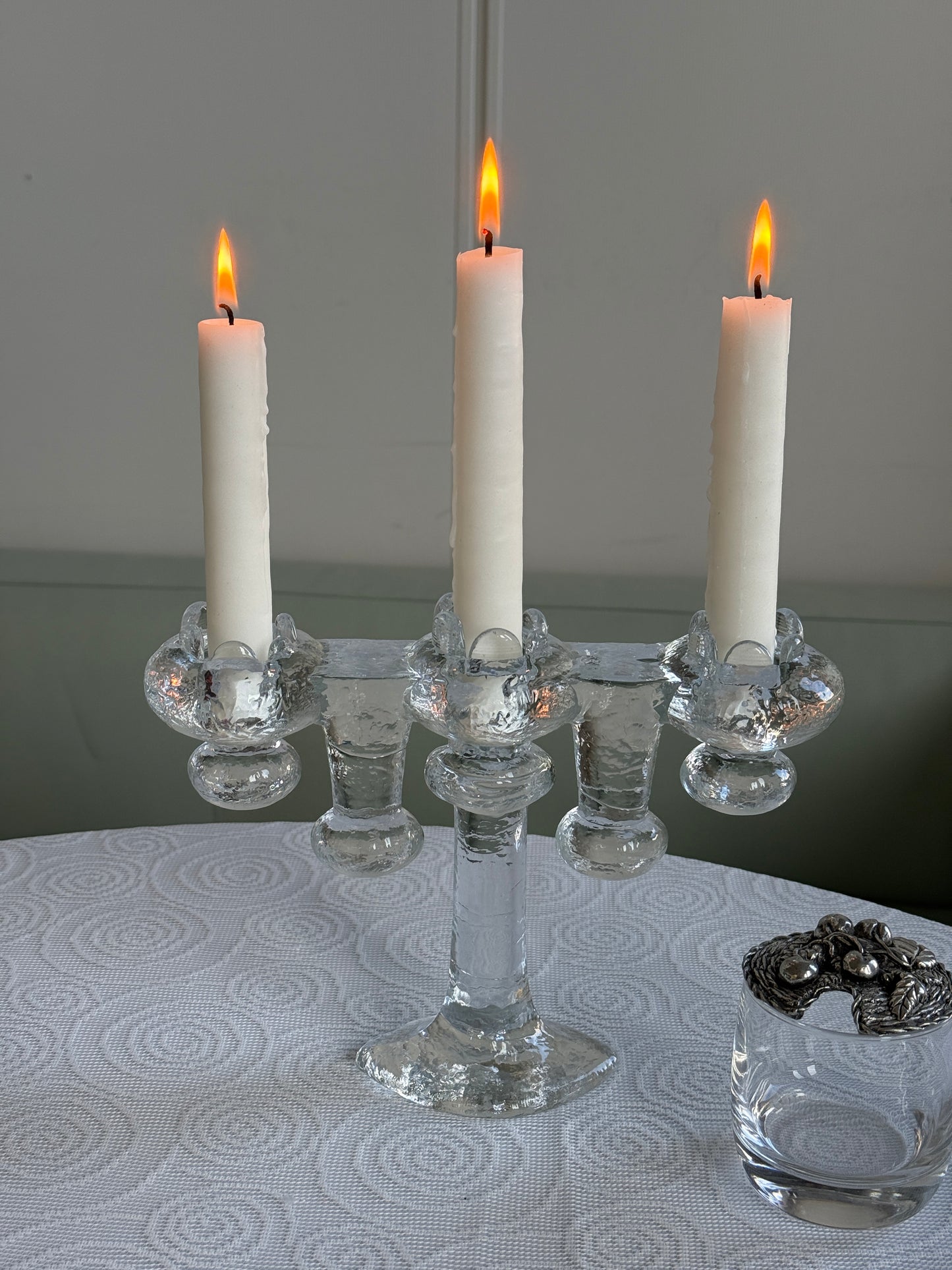 Lysestage i glas, Pukeberg