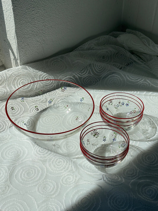 Vintage glasskåle med røde detaljer og blomster – sæt med 7 dele