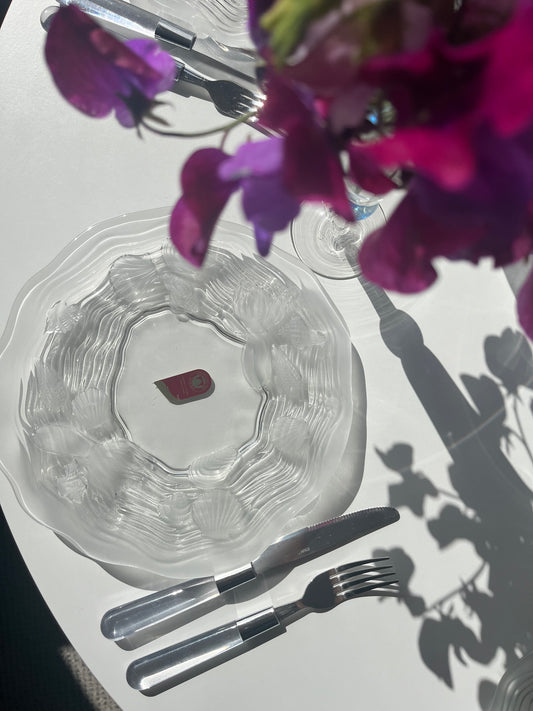 Glastallerkner med havmotiv