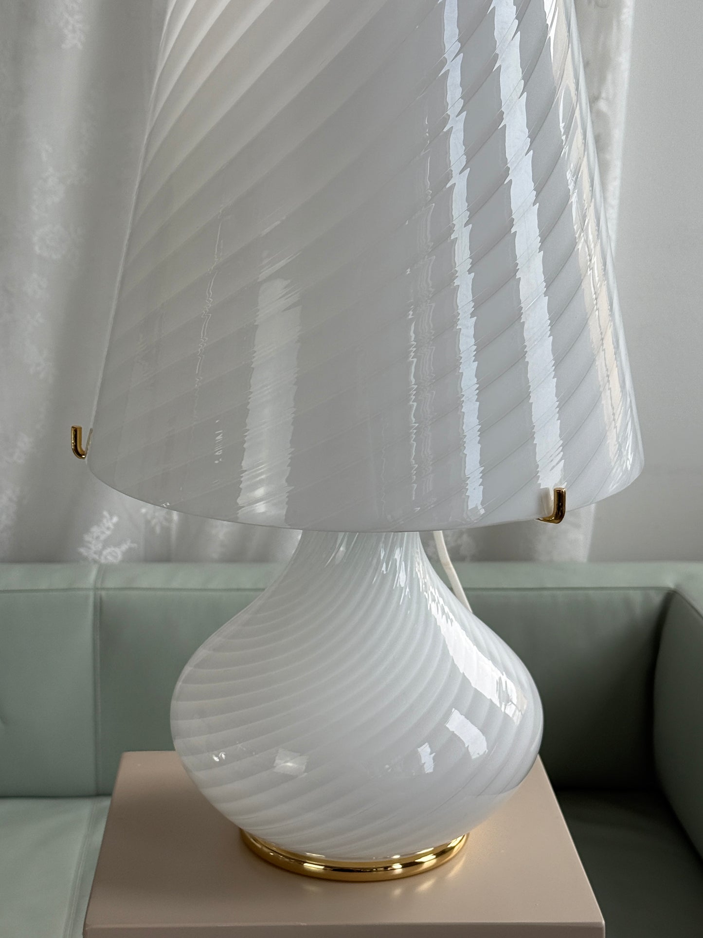Stor Murano bordlampe i hvidt, swirl glas – XXL