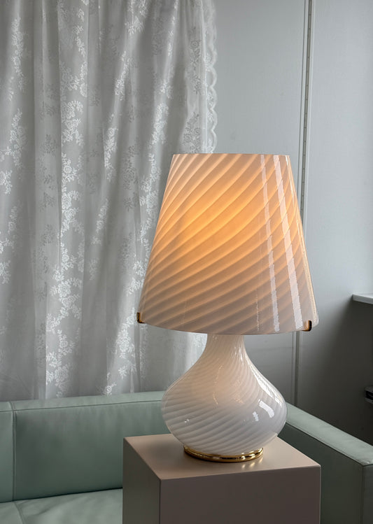 Stor Murano bordlampe i hvidt, swirl glas – XXL