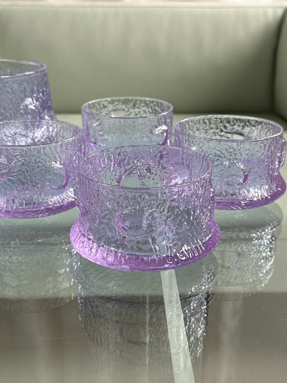 Elegant glassæt i lilla nuance med struktur – 7 dele