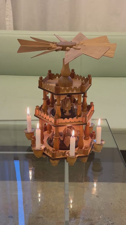 Erzgebirge julepyramide, 3 etager