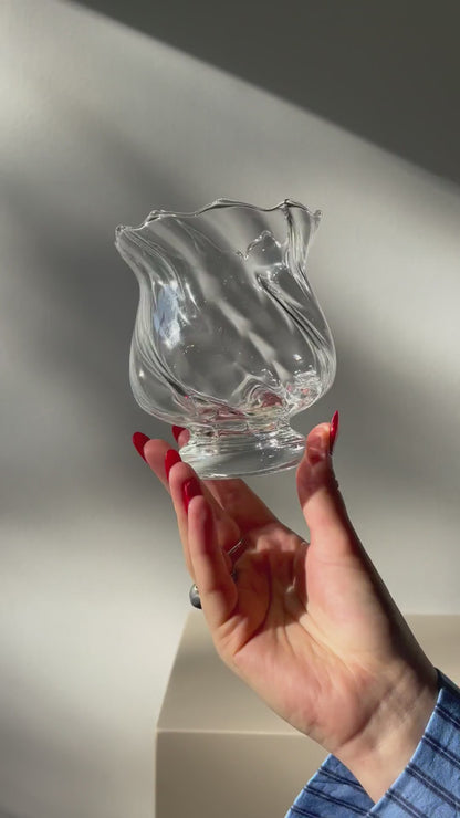 SWIRL VASE