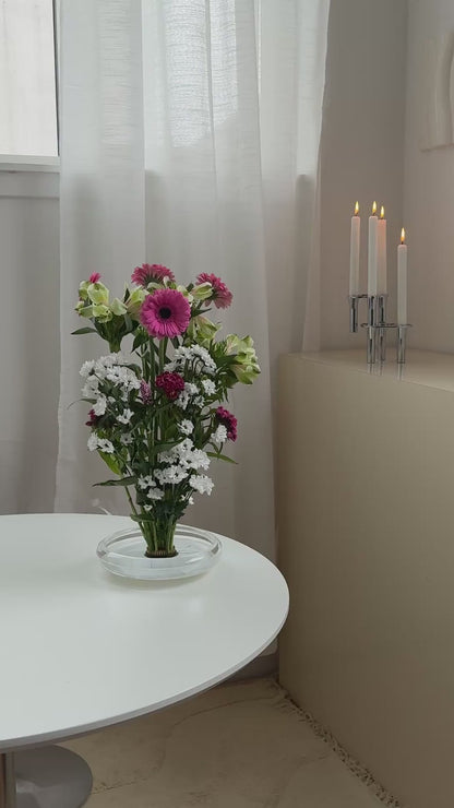 Lav glasskål med hvidt confetti-mønster